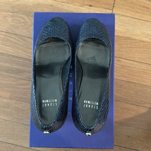Stuart Weitzman size 6.5 Sea Crystal Snake heel - used in great condition! - Picture 3 of 6